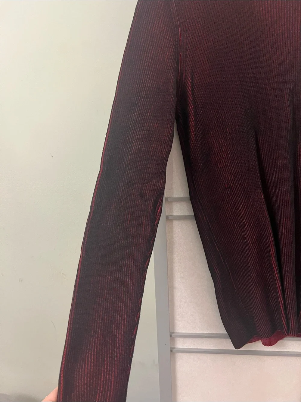 NWT Kenneth Cole Awareness Sweater Crew Neck Men's Slim Fit Medium Red Black